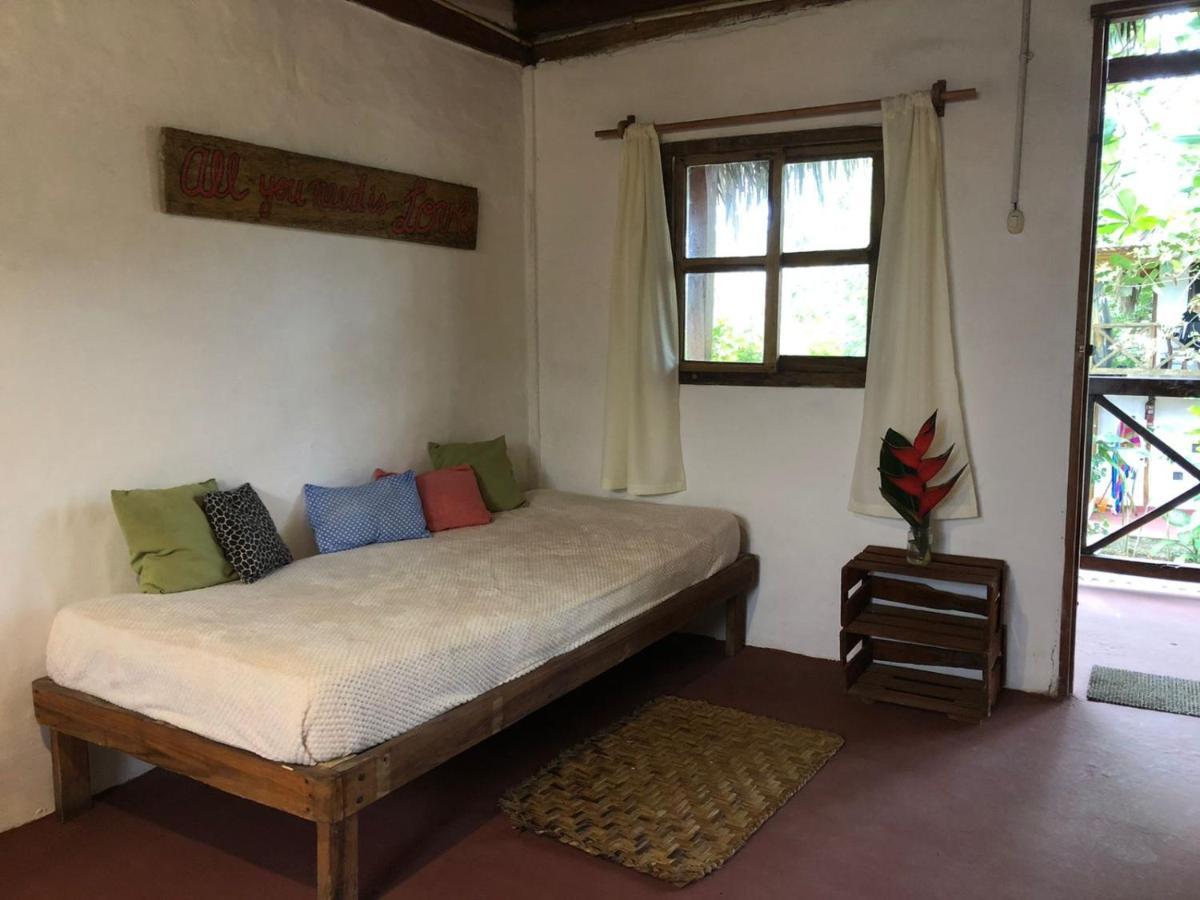 Hostal Los Orishas Ayampe Exterior foto